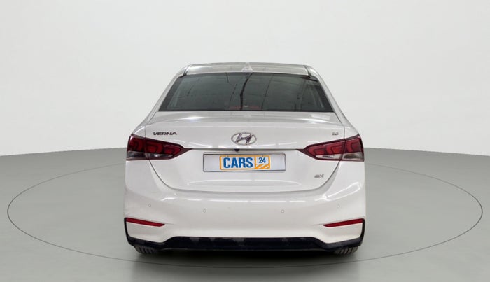2018 Hyundai Verna 1.6 VTVT SX + AT, Petrol, Automatic, 63,498 km, Back/Rear