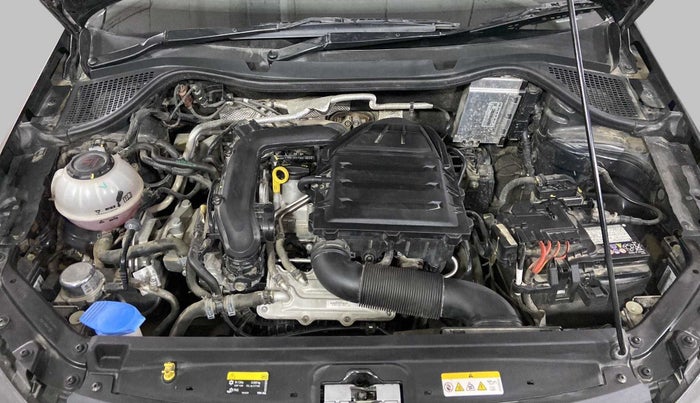 2021 Volkswagen Vento HIGHLINE PLUS AT MATT EDITION, Petrol, Automatic, 21,643 km, Open Bonet