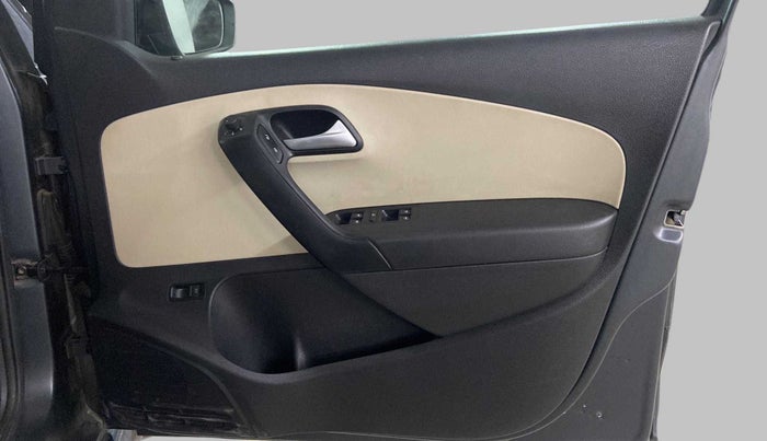 2021 Volkswagen Vento HIGHLINE PLUS AT MATT EDITION, Petrol, Automatic, 21,643 km, Driver Side Door Panels Control
