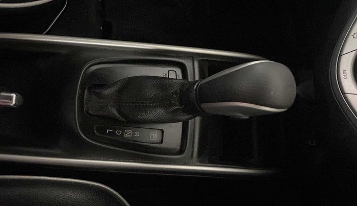 2018 Maruti Baleno ZETA CVT PETROL 1.2, Petrol, Automatic, 1,06,886 km, Gear Lever