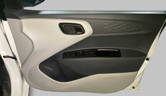 2021 Hyundai GRAND I10 NIOS MAGNA 1.2 KAPPA VTVT, Petrol, Manual, 7,985 km, Driver Side Door Panels Control