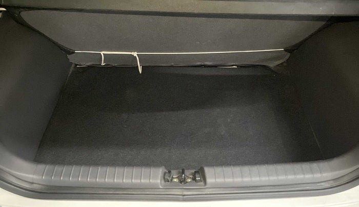 2021 Hyundai GRAND I10 NIOS MAGNA 1.2 KAPPA VTVT, Petrol, Manual, 7,985 km, Boot Inside