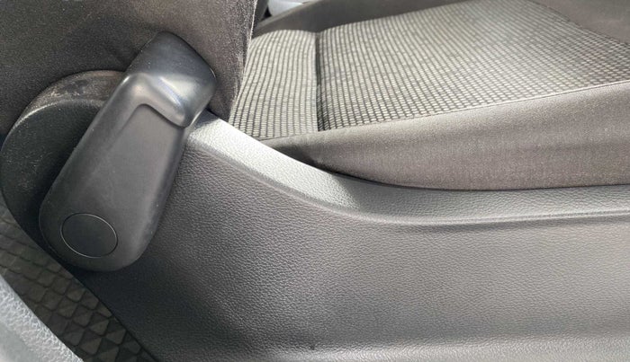 2018 Volkswagen Ameo TRENDLINE 1.0L, Petrol, Manual, 55,580 km, Driver Side Adjustment Panel