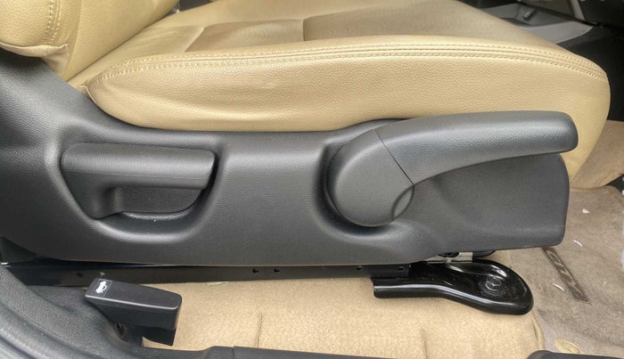 2018 Honda City 1.5L I-VTEC ZX CVT, Petrol, Automatic, 30,902 km, Driver Side Adjustment Panel