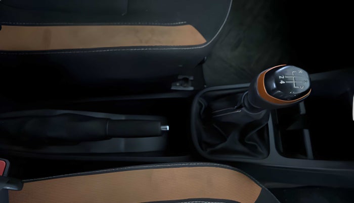 2021 Renault Kwid CLIMBER 1.0 (O), Petrol, Manual, 9,490 km, Gear Lever
