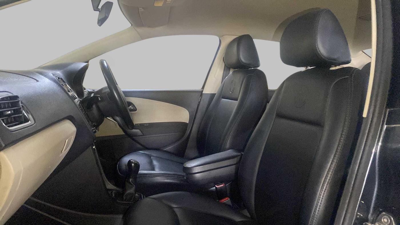 2021 Skoda Rapid AMBITION TSI, Petrol, Manual, 88,069 km, Right Side Front Door Cabin