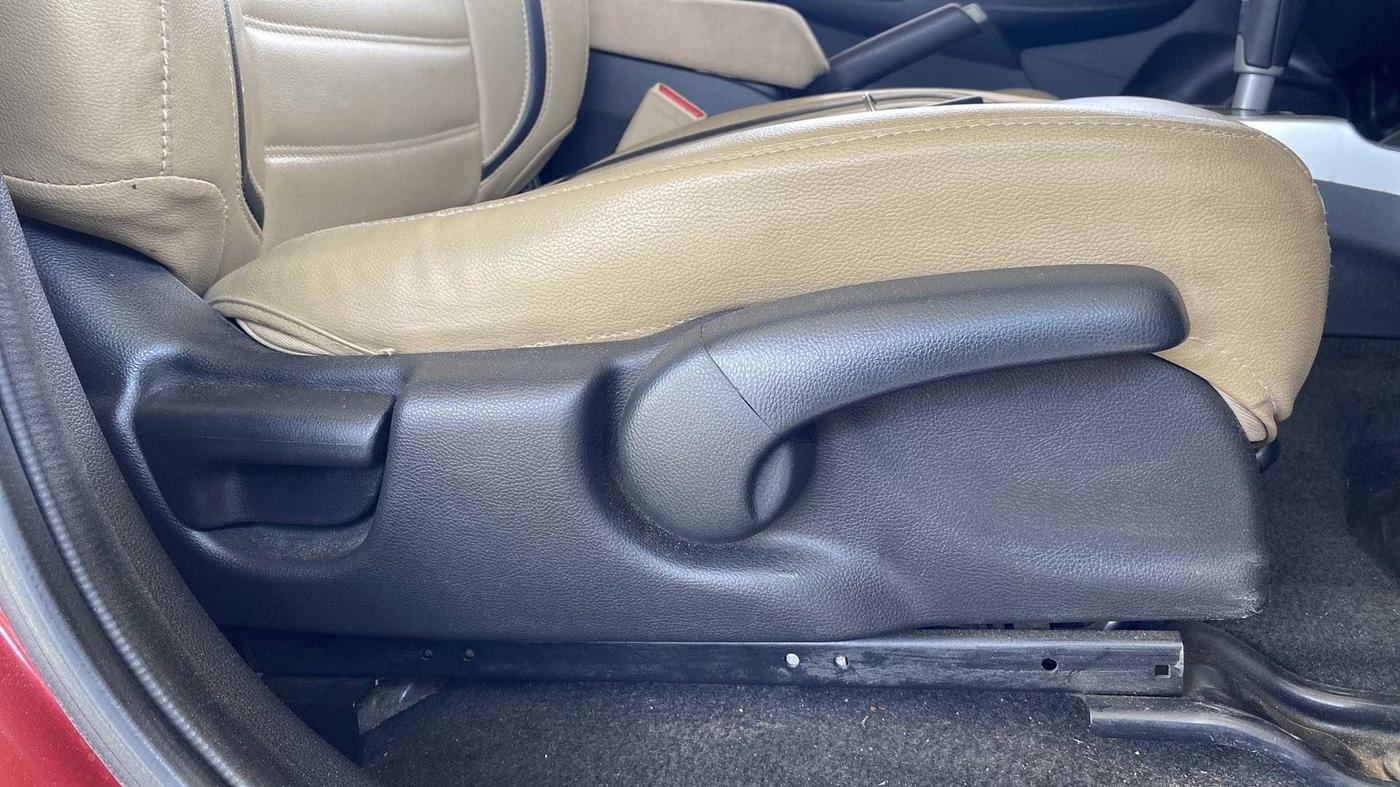 2018 Honda Jazz 1.2L I-VTEC VX CVT, Petrol, Automatic, 55,412 km, Driver Side Adjustment Panel
