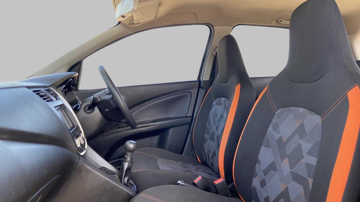 2019 Maruti Celerio X VXI, Petrol, Manual, 1,11,409 km, Right Side Front Door Cabin