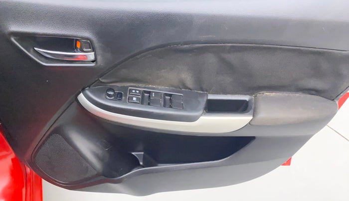 2016 Maruti Baleno DELTA PETROL 1.2, Petrol, Manual, 81,551 km, Driver Side Door Panels Control