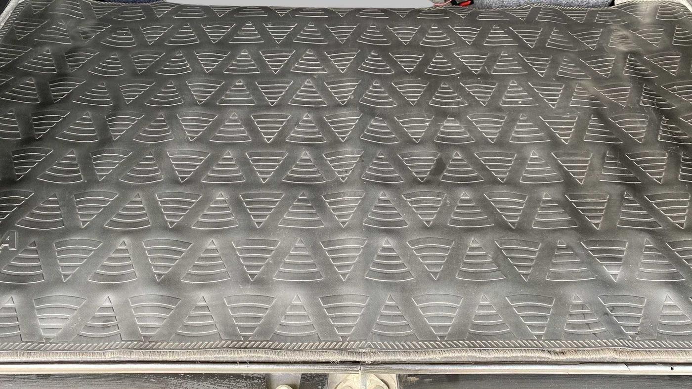2020 Maruti Eeco 5 STR WITH A/C+HTR, Petrol, Manual, 34,656 km, Boot Inside