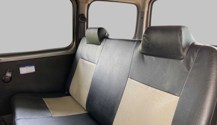 2020 Maruti Eeco 5 STR WITH A/C+HTR, Petrol, Manual, 34,656 km, Right Side Rear Door Cabin