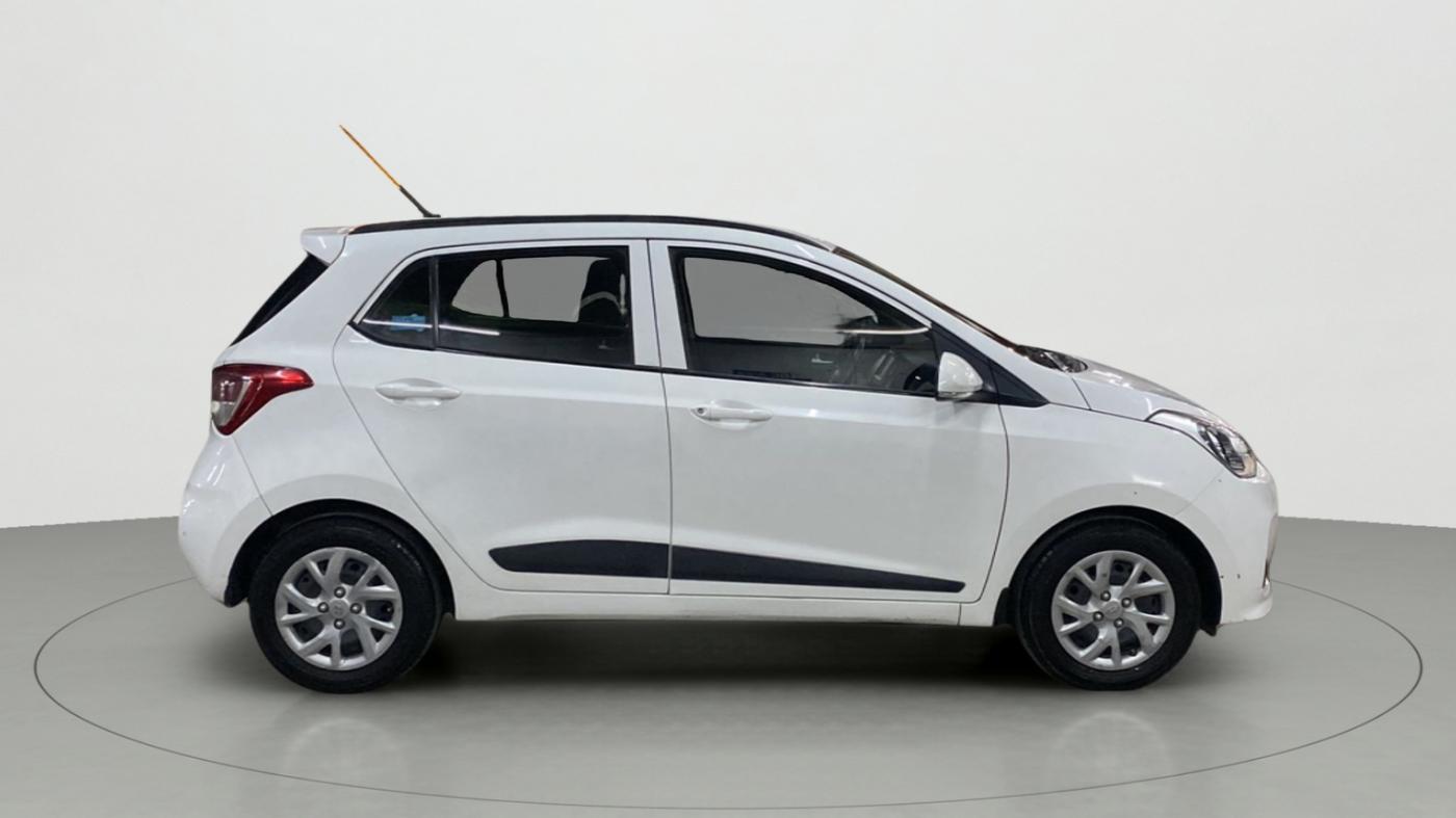 2019 Hyundai Grand i10 SPORTZ 1.2 KAPPA VTVT, Petrol, Manual, 68,298 km, Right Side View