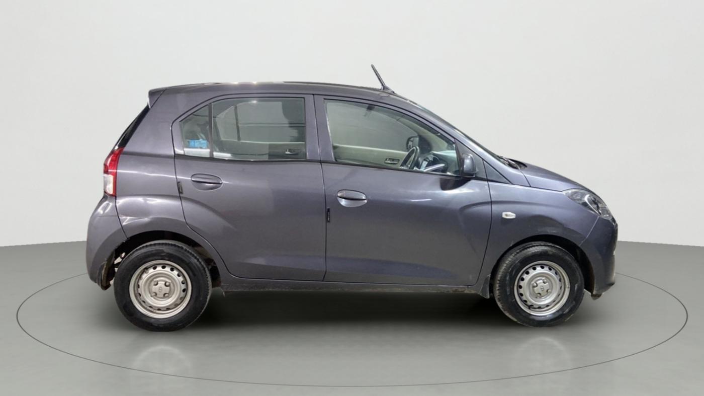2019 Hyundai NEW SANTRO MAGNA, Petrol, Manual, 24,043 km, Right Side View