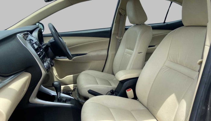 2018 Toyota YARIS J CVT, Petrol, Automatic, 41,912 km, Right Side Front Door Cabin