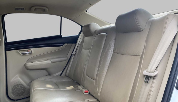 2017 Maruti Ciaz ALPHA 1.4 PETROL, Petrol, Manual, 54,512 km, Right Side Rear Door Cabin