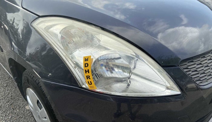 2015 Maruti Swift VXI, Petrol, Manual, 78,124 km, Right headlight - Minor scratches
