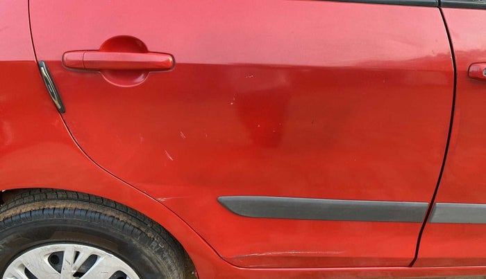 2014 Maruti Swift VXI, Petrol, Manual, 59,786 km, Right rear door - Minor scratches