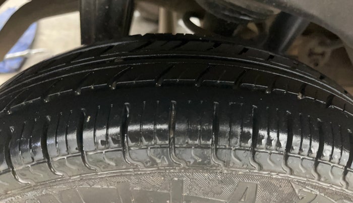 2022 Maruti Alto LXI OPT CNG, CNG, Manual, 90,962 km, Right Rear Tyre Tread