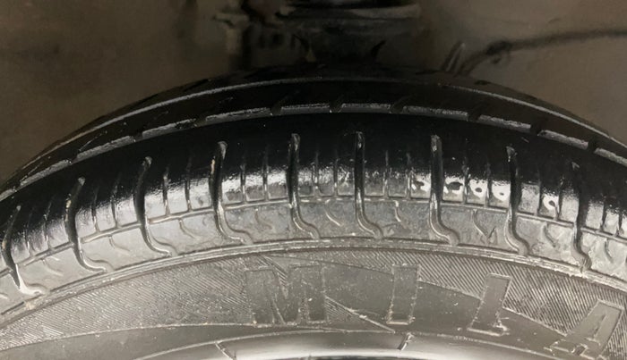 2022 Maruti Alto LXI OPT CNG, CNG, Manual, 90,962 km, Right Front Tyre Tread