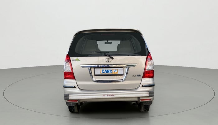 2012 Toyota Innova 2.5 VX 7 STR, Diesel, Manual, 88,126 km, Back/Rear