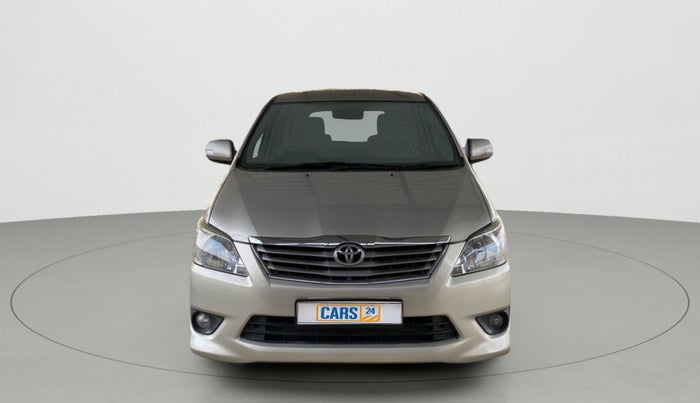 2012 Toyota Innova 2.5 VX 7 STR, Diesel, Manual, 88,126 km, Front