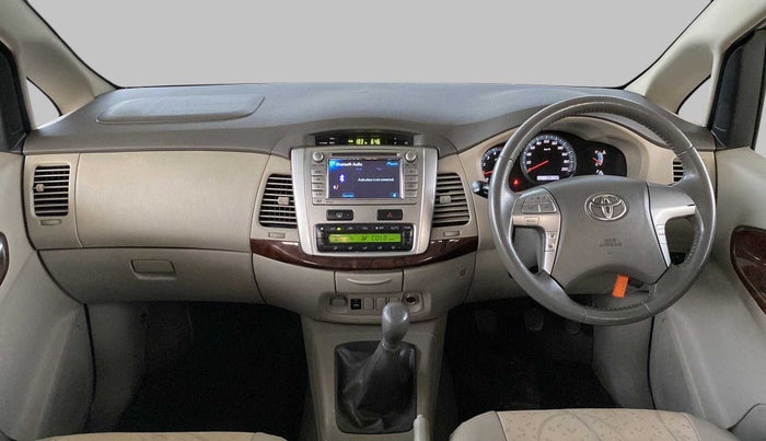 2012 Toyota Innova 2.5 VX 7 STR, Diesel, Manual, 88,126 km, Dashboard