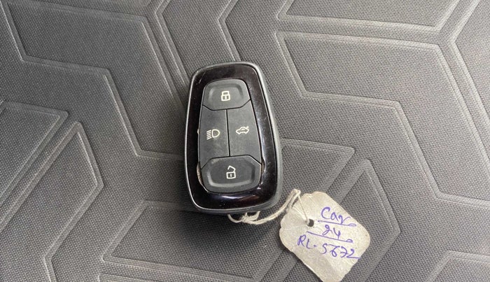 2021 Tata NEXON XZA PLUS (O) PETROL, Petrol, Automatic, 42,539 km, Key Close Up
