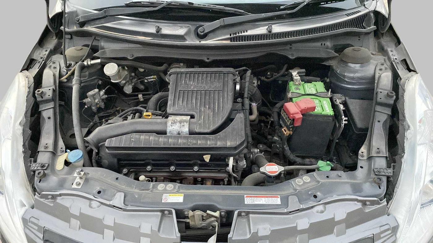2017 Maruti Swift VXI, Petrol, Manual, 43,018 km, Open Bonet