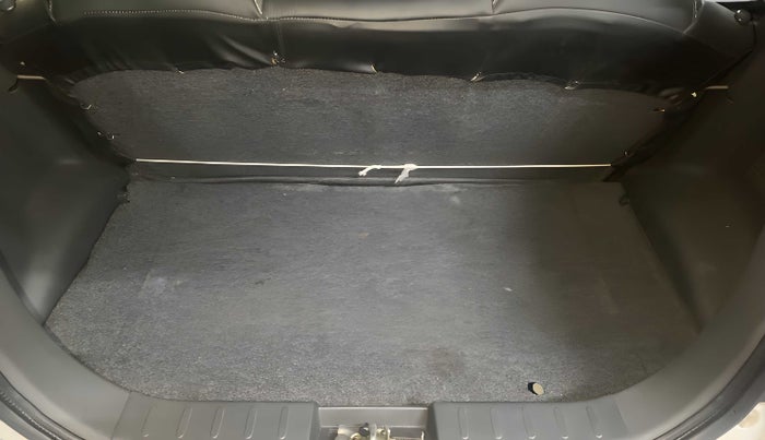 2017 Maruti Alto 800 LXI, Petrol, Manual, 39,006 km, Boot Inside