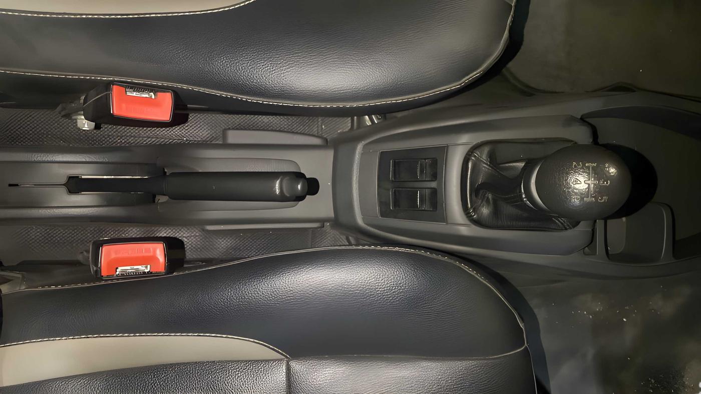 2017 Maruti Alto 800 LXI, Petrol, Manual, 39,006 km, Gear Lever