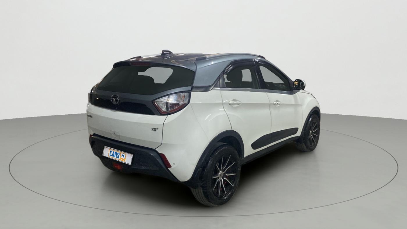 2018 Tata NEXON XZ PLUS DIESEL DUAL TONE, Diesel, Manual, 75,804 km, Right Back Diagonal