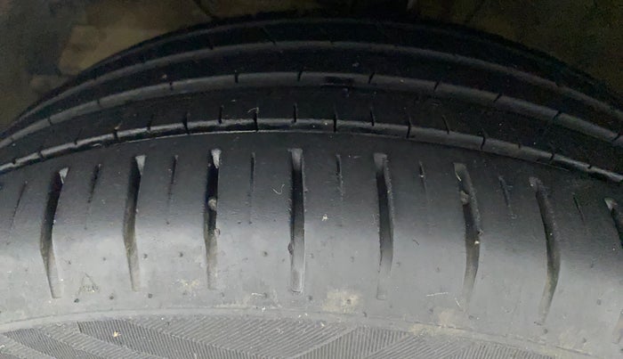 2021 Maruti Baleno ALPHA PETROL 1.2, Petrol, Manual, 21,106 km, Left Front Tyre Tread