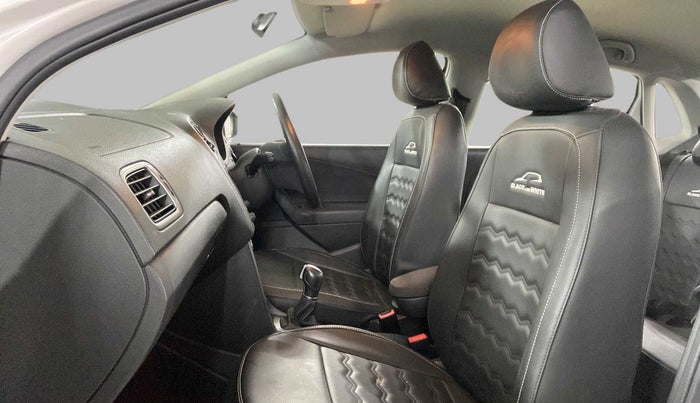 2019 Volkswagen Ameo HIGHLINE PLUS 1.5L AT 16 ALLOY, Diesel, Automatic, 23,104 km, Right Side Front Door Cabin