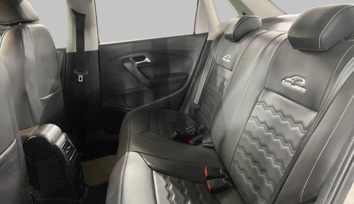 2019 Volkswagen Ameo HIGHLINE PLUS 1.5L AT 16 ALLOY, Diesel, Automatic, 23,104 km, Right Side Rear Door Cabin