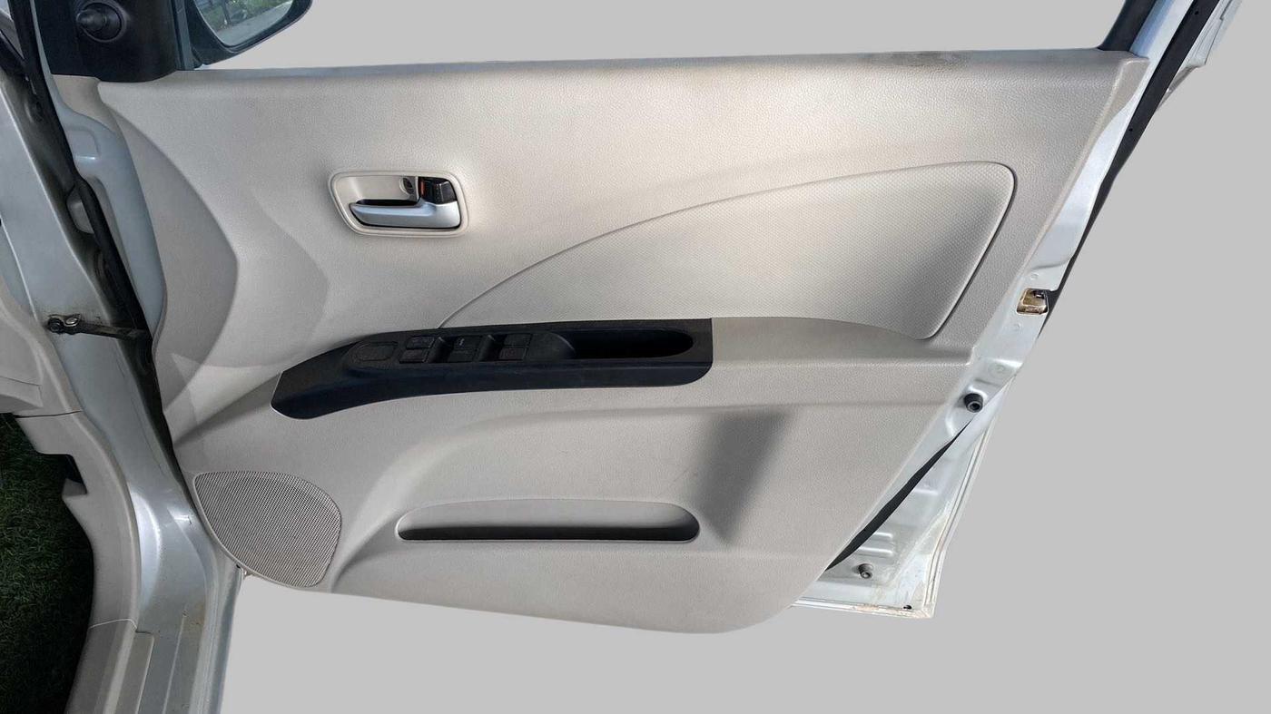 2019 Maruti Celerio VXI, Petrol, Manual, 77,711 km, Driver Side Door Panels Control