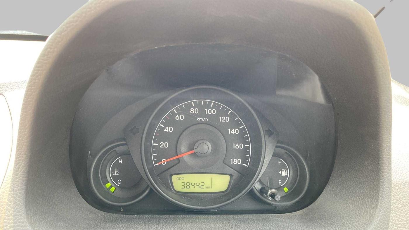 2018 Hyundai Eon ERA +, Petrol, Manual, 38,419 km, Odometer Image