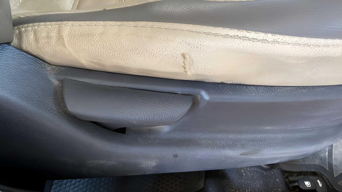 2018 Hyundai Eon ERA +, Petrol, Manual, 38,419 km, Driver Side Adjustment Panel