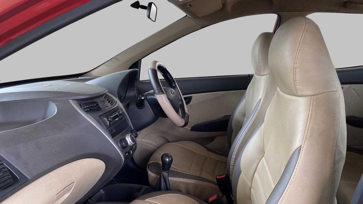 2018 Hyundai Eon ERA +, Petrol, Manual, 38,419 km, Right Side Front Door Cabin
