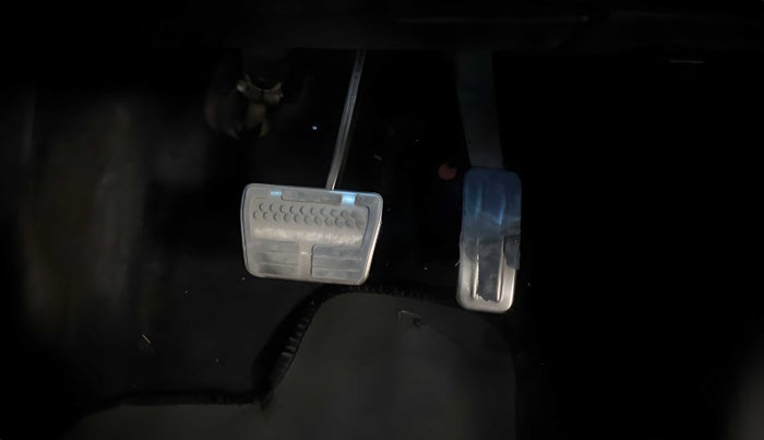 2018 Ford Ecosport TITANIUM + 1.5L PETROL AT, CNG, Automatic, 21,662 km, Pedals