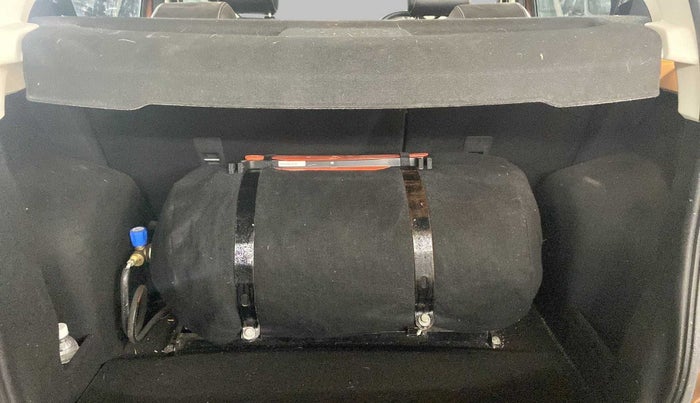 2018 Ford Ecosport TITANIUM + 1.5L PETROL AT, CNG, Automatic, 21,662 km, Boot Inside