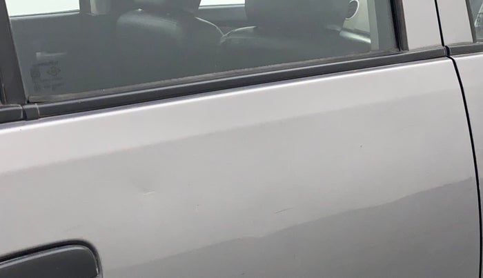 2014 Maruti Wagon R 1.0 LXI CNG, CNG, Manual, 1,19,476 km, Right rear door - Slightly rusted
