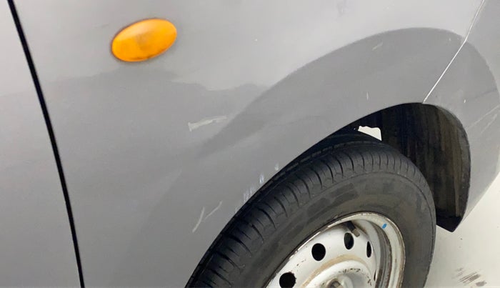2014 Maruti Wagon R 1.0 LXI CNG, CNG, Manual, 1,19,476 km, Right fender - Minor scratches