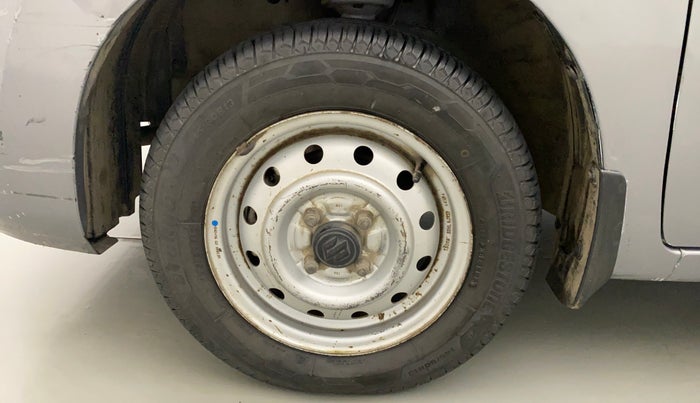 2014 Maruti Wagon R 1.0 LXI CNG, CNG, Manual, 1,19,476 km, Left Front Wheel
