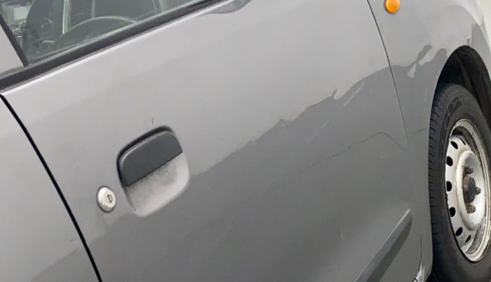 2014 Maruti Wagon R 1.0 LXI CNG, CNG, Manual, 1,19,476 km, Driver-side door - Slightly dented