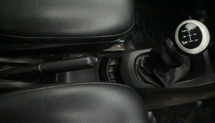 2014 Maruti Wagon R 1.0 LXI CNG, CNG, Manual, 1,19,476 km, Gear Lever