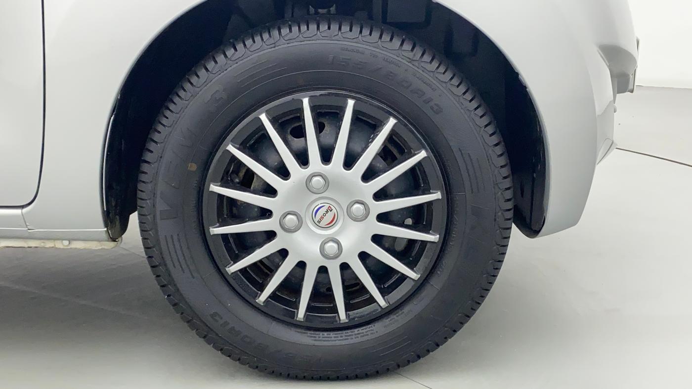 2019 Datsun Redi Go T (O), Petrol, Manual, 33,750 km, Right Front Wheel