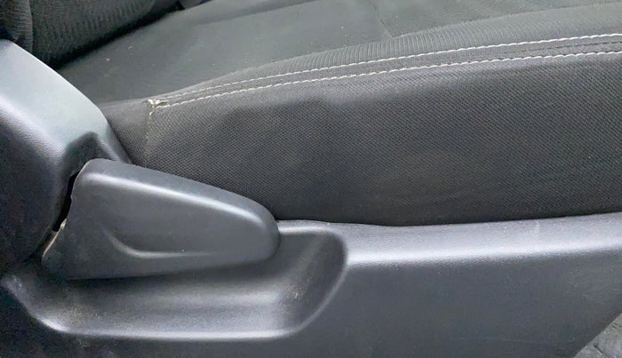 2019 Datsun Redi Go T (O), Petrol, Manual, 33,750 km, Driver Side Adjustment Panel