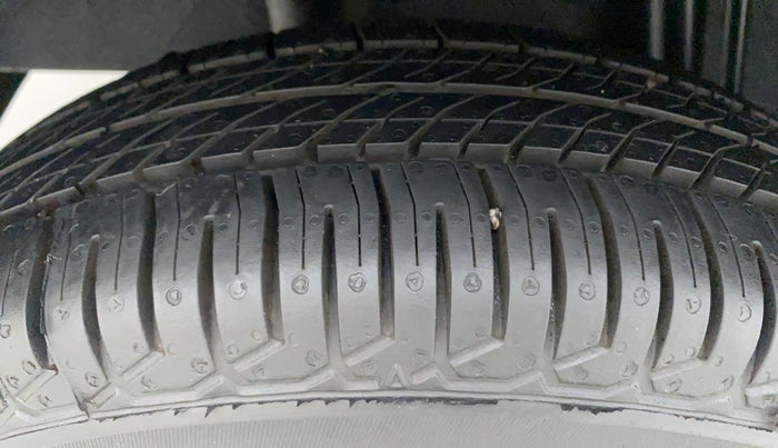 2019 Datsun Redi Go T (O), Petrol, Manual, 33,750 km, Right Rear Tyre Tread