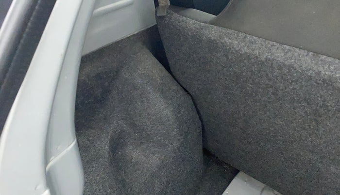 2019 Datsun Redi Go T (O), Petrol, Manual, 33,750 km, Dicky (Boot door) - Parcel tray missing