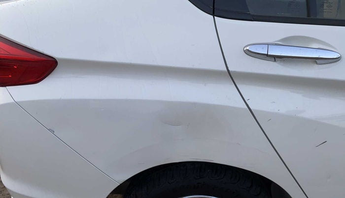 2015 Honda City 1.5L I-VTEC V MT, Petrol, Manual, 46,836 km, Right quarter panel - Circle - Paint ok & Dent >4 inch(If not in Criase Line)